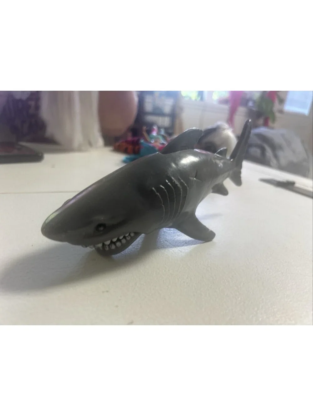 Animal Planet Great White EXTREME SHARK ADVENTURE Chomping Action Shark Only 8